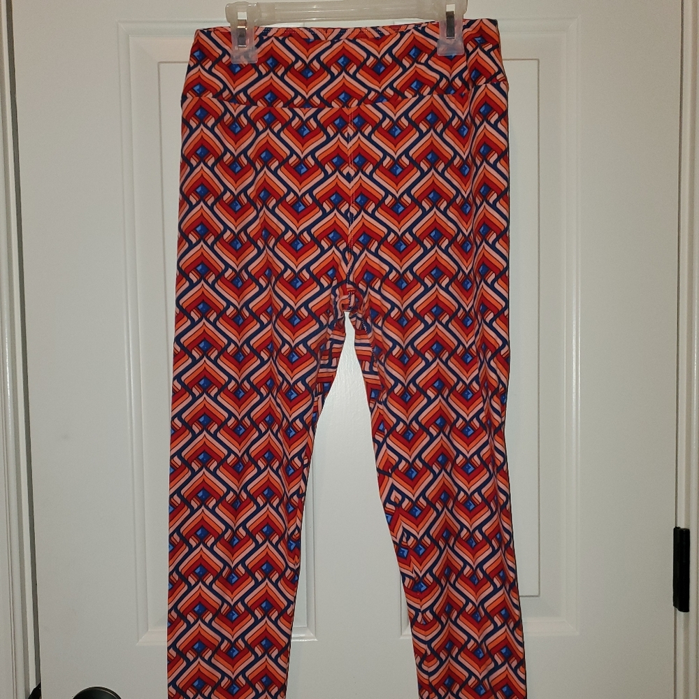 geometric print Lularoe leggings
